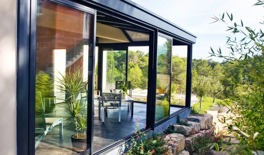 Vidro e paisagismo valorizam imóveis 2